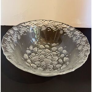 Vintage Mikasa Frosted ‘Strawberry Fare’ Glass Bowl